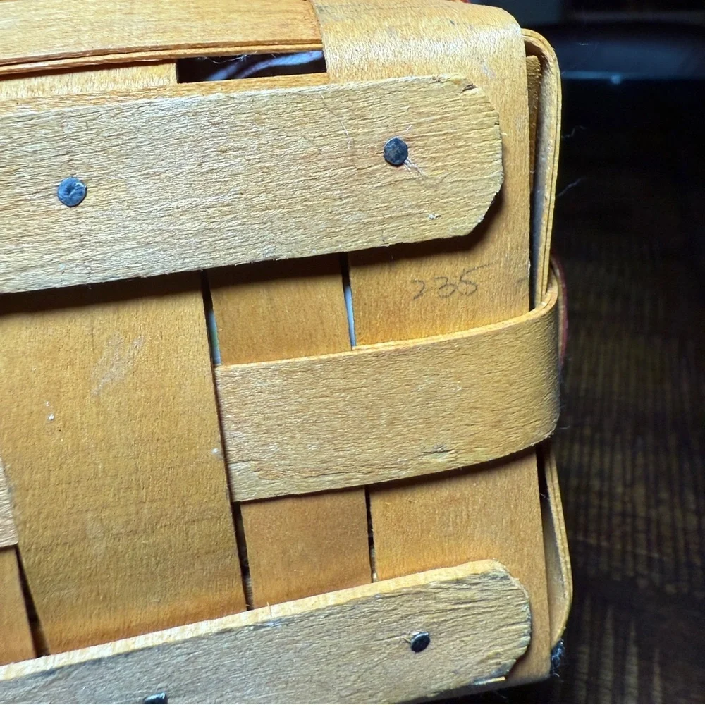 Longaberger 1998 Sweetheart Red Cherished Memories Basket &Cloth Liner Protector - Picture 8 of 13